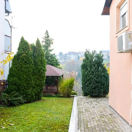 Dreamy Garden Zagreb Apartment Exterior photo