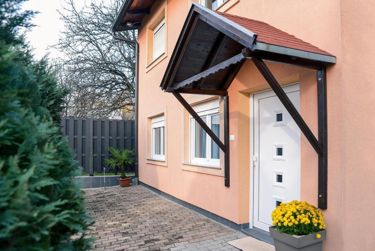 Dreamy Garden Apartma